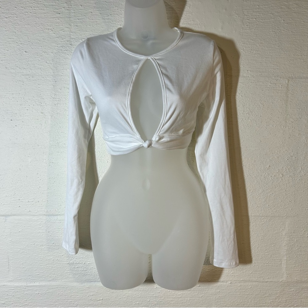 Large keyhole crop top